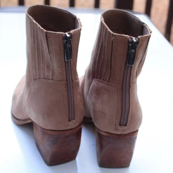 Vince Camuto Devena ankle boots - Picture 4 of 11